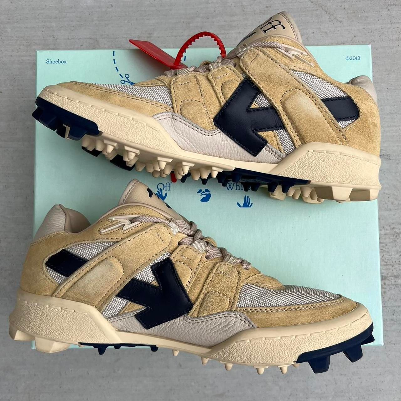 Off-White Women's Tan And Black Trainers